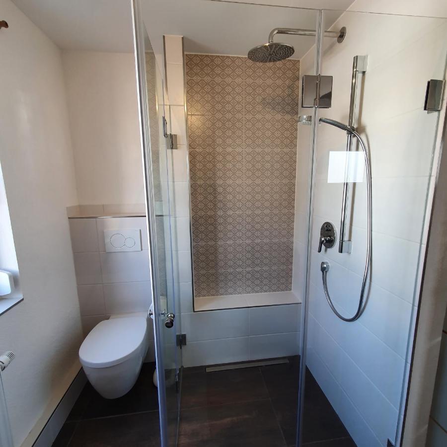 Alte Backstube - Ferienwohnung Huettenstube Und Ferienzimmer Auszeit Erkenbrechtsweiler Luaran gambar